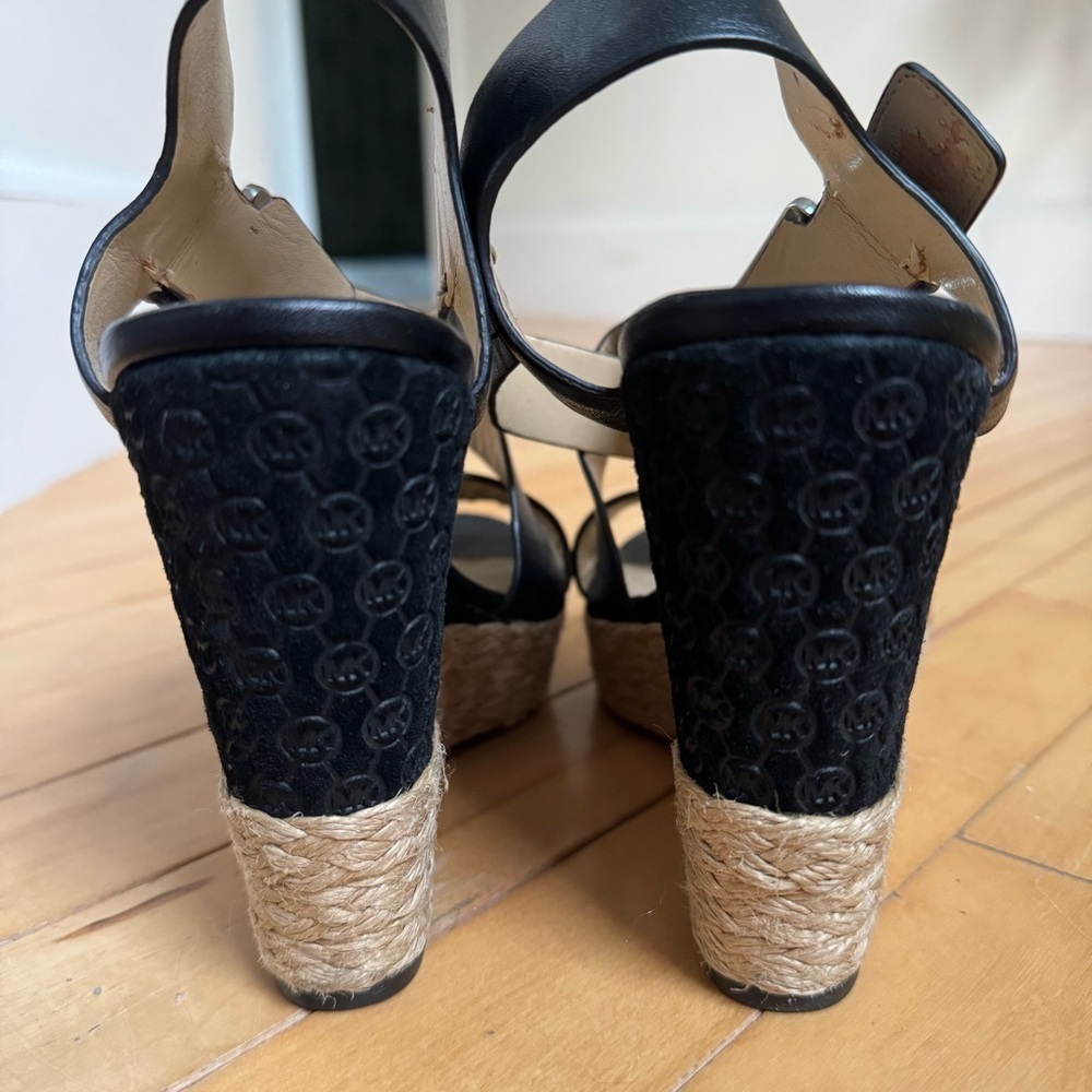 Michael Kors wedge sandals - Picture 7 of 7